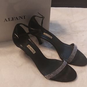 Black alfani heels